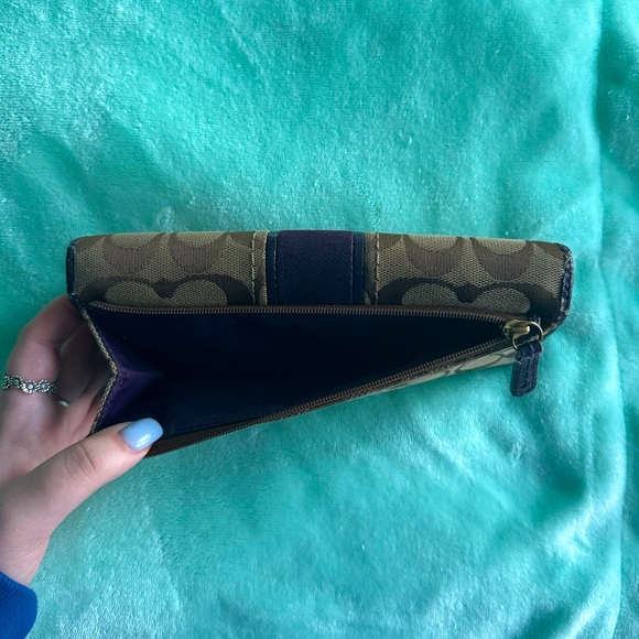 Coach Tri-fold Wallet with Removable Checkbook Cover - Picture 3 of 10